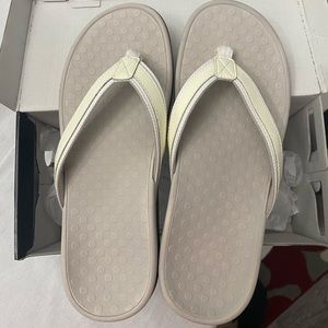 Vionic sandals